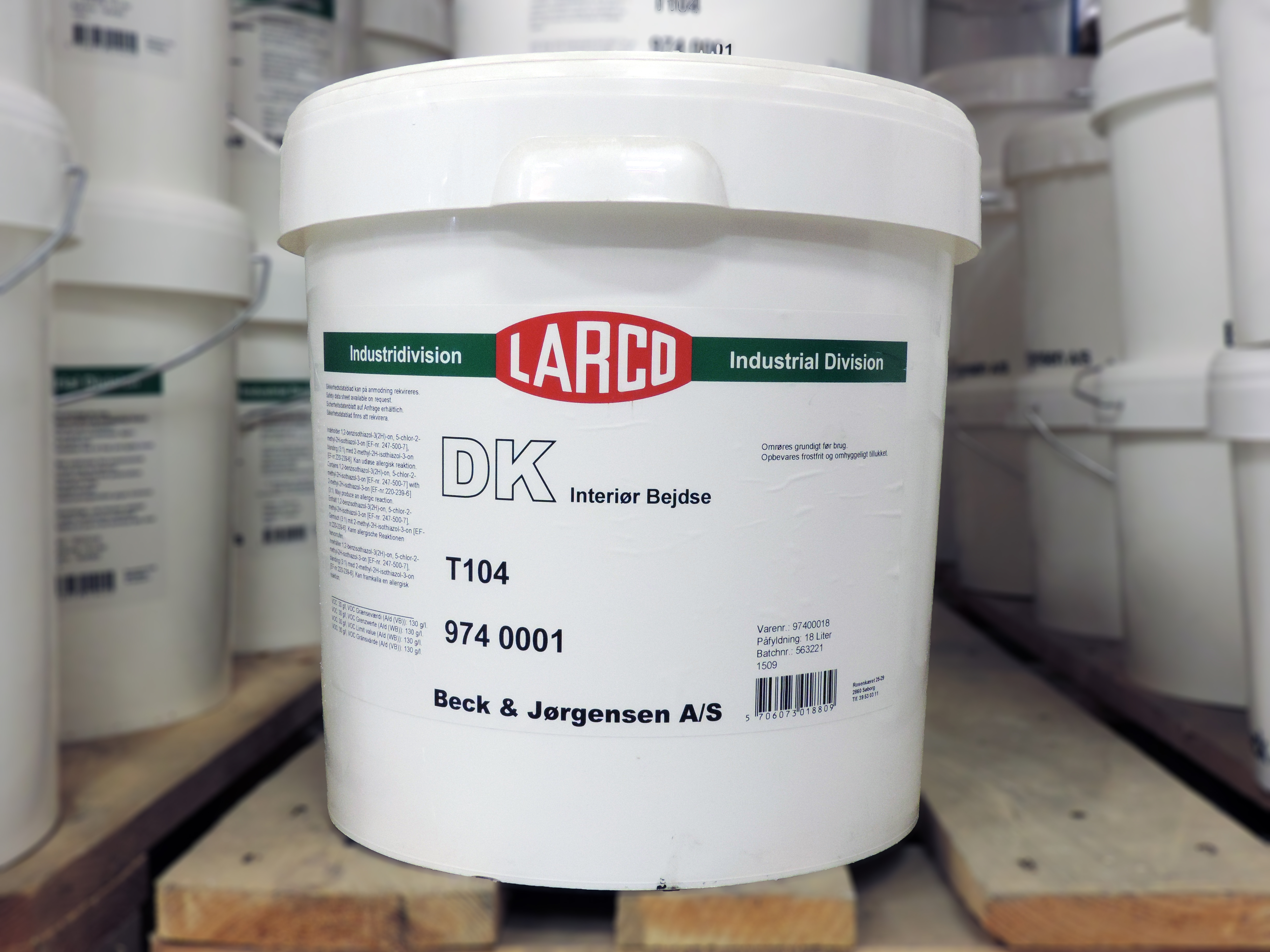 974 Dk Mancha Para Madeira T104 18 L